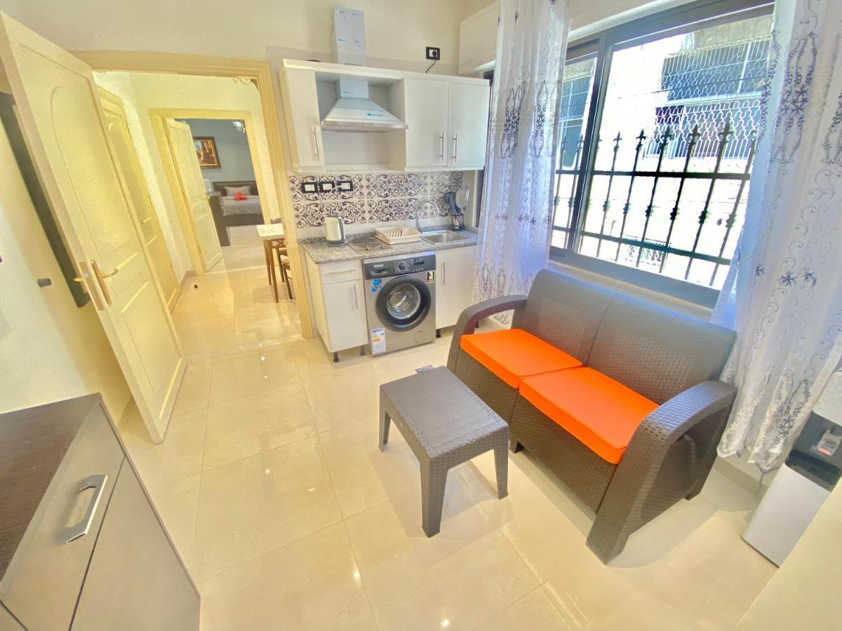 Villa Mira Guesthouse 2 - Downtown Central Amman - Al Diyrih Dış mekan fotoğraf