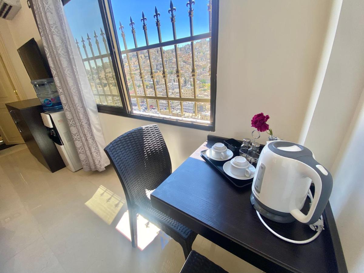 Villa Mira Guesthouse 2 - Downtown Central Amman - Al Diyrih Dış mekan fotoğraf