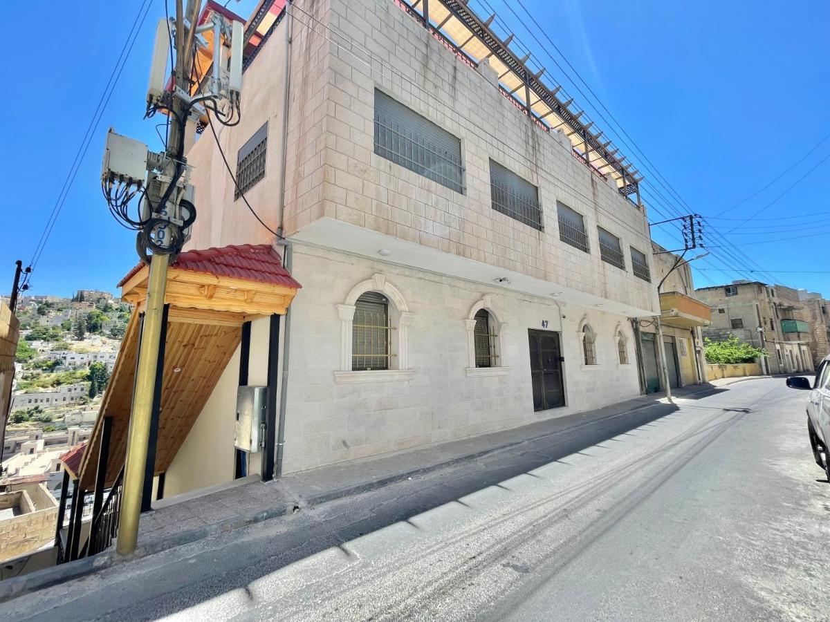 Villa Mira Guesthouse 2 - Downtown Central Amman - Al Diyrih Dış mekan fotoğraf